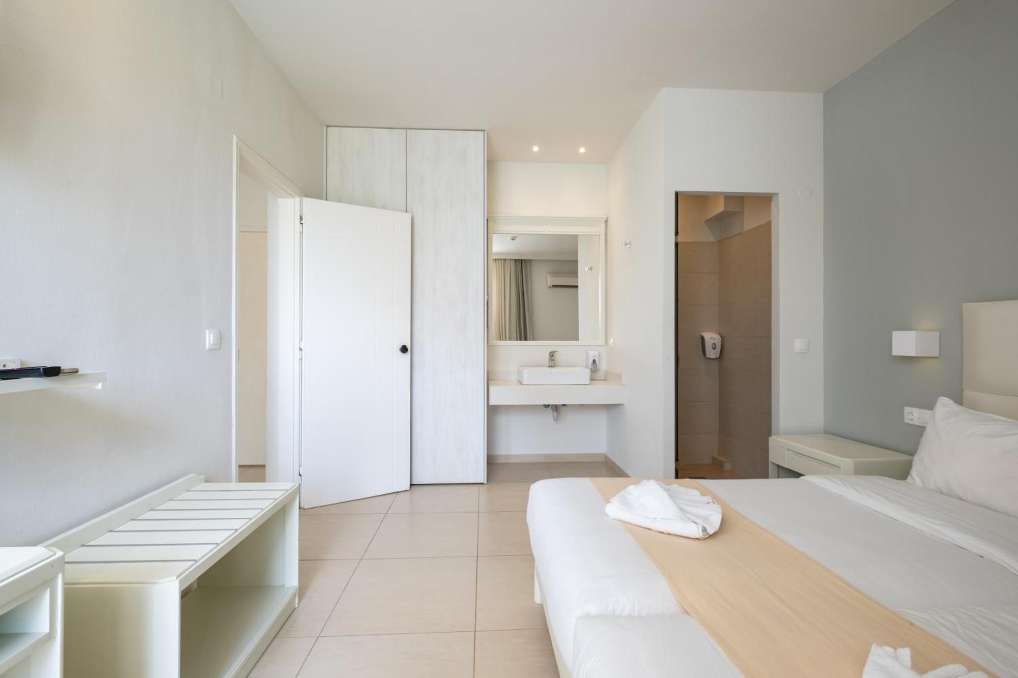 Dimitrios Adults Friendly 14 Otel 4*